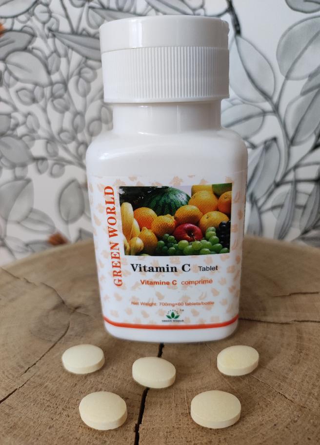 Vitamín C - imunita, viry, kardio, stres, stárnutí, zákal