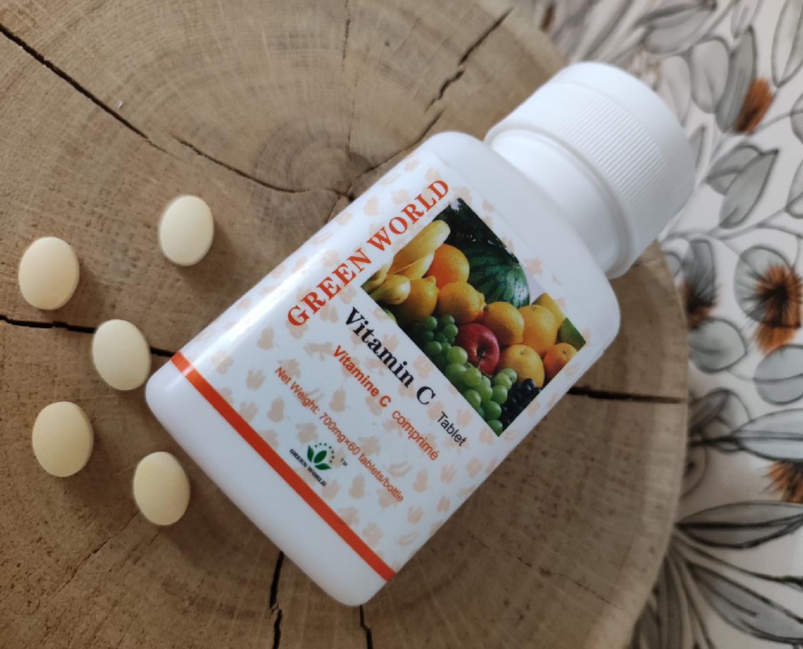 Vitamín C - imunita, viry, kardio, stres, stárnutí, zákal